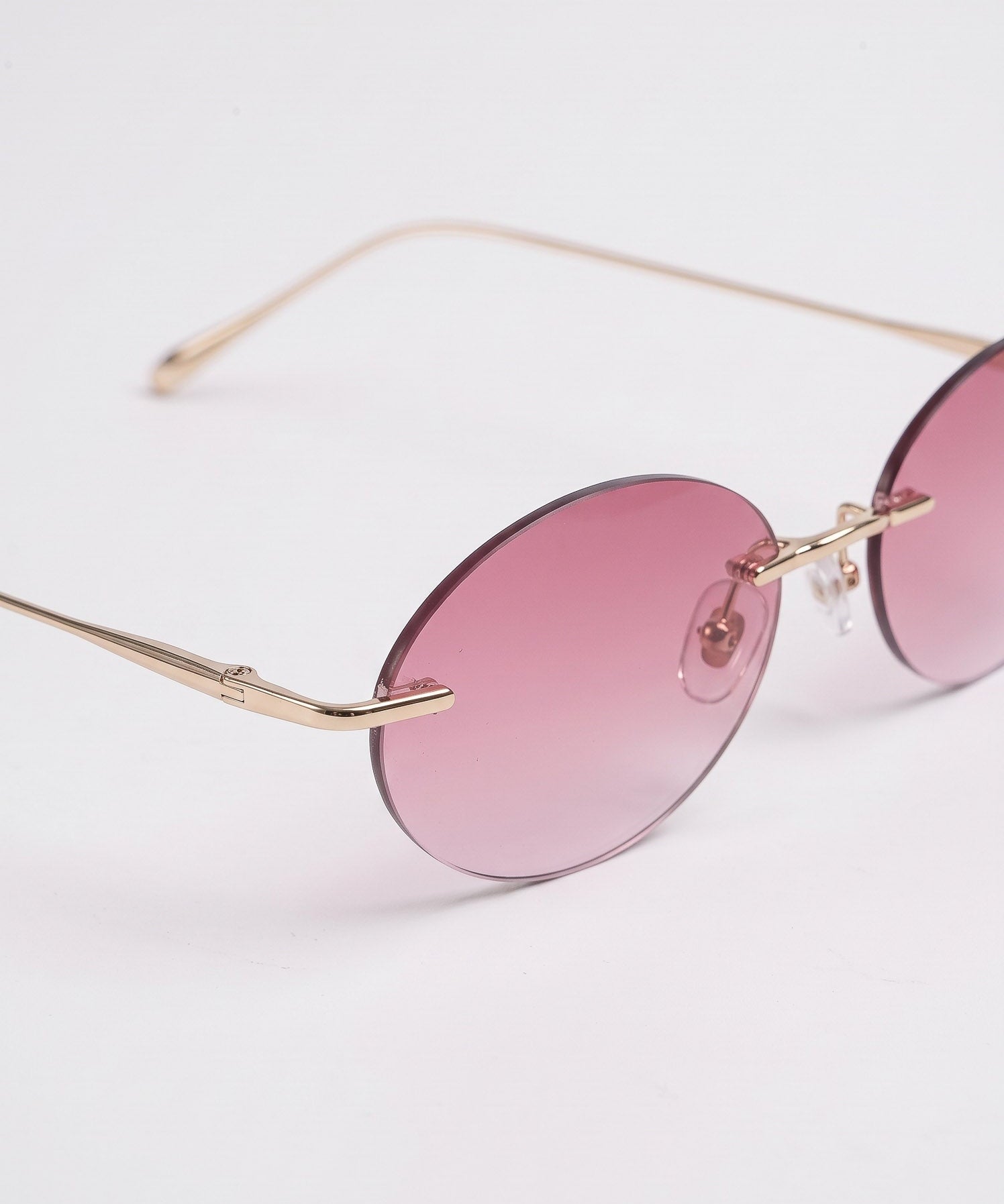 Celeste Gold Pink Gradient – three-quarter view