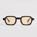 Enzo Black Amber – front view