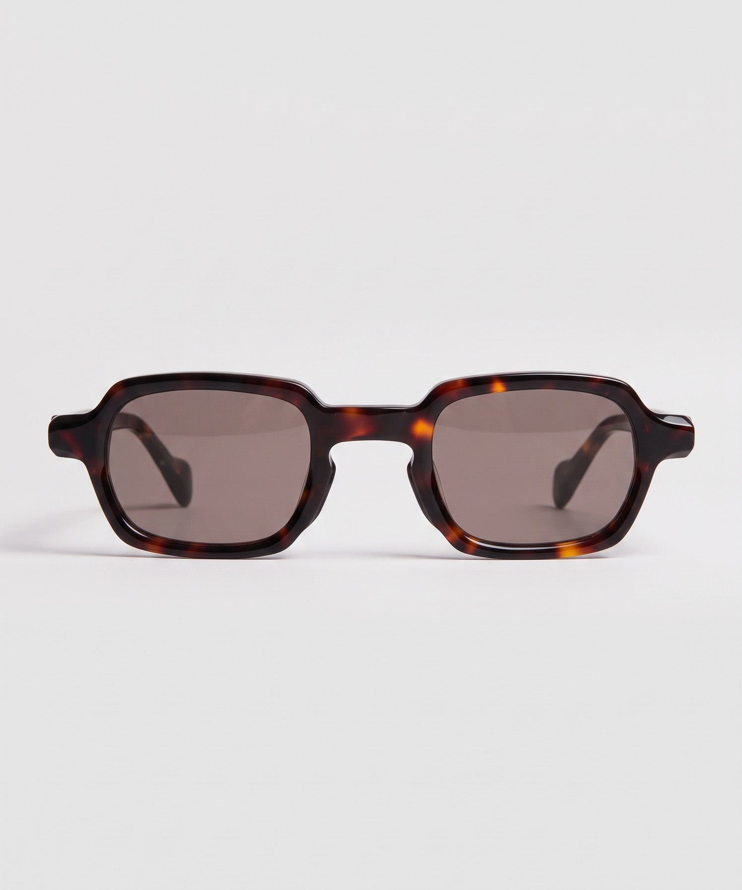 Enzo Dark Tortoise – front view