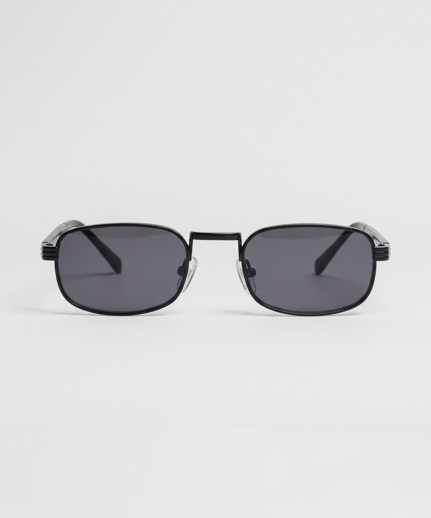 Ettore Matte Black Smoke – front view