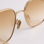 Gaetano Gold Brown Gradient – bridge detail view
