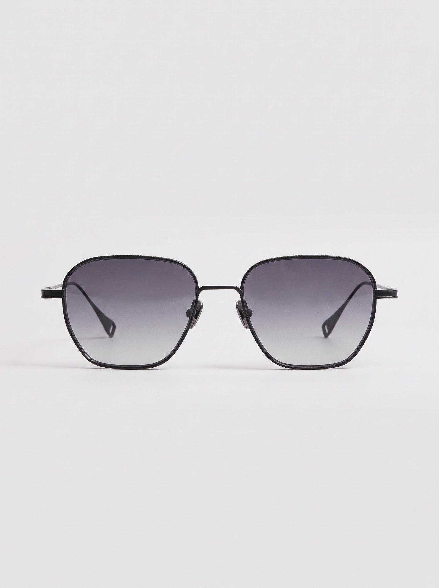 Gaetano Matte Black Grey Gradient – front view