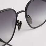 Gaetano Matte Black Grey Gradient – bridge detail view