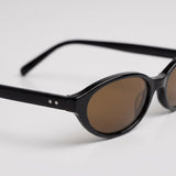 Gianna Tortoise Smoke – hinge detail